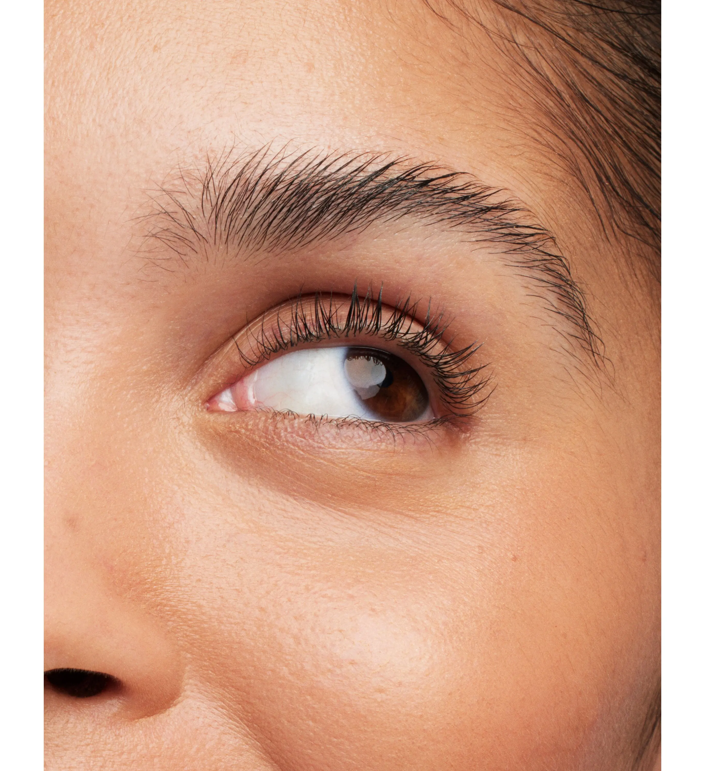 Volumizing Brow Filler - Image 25